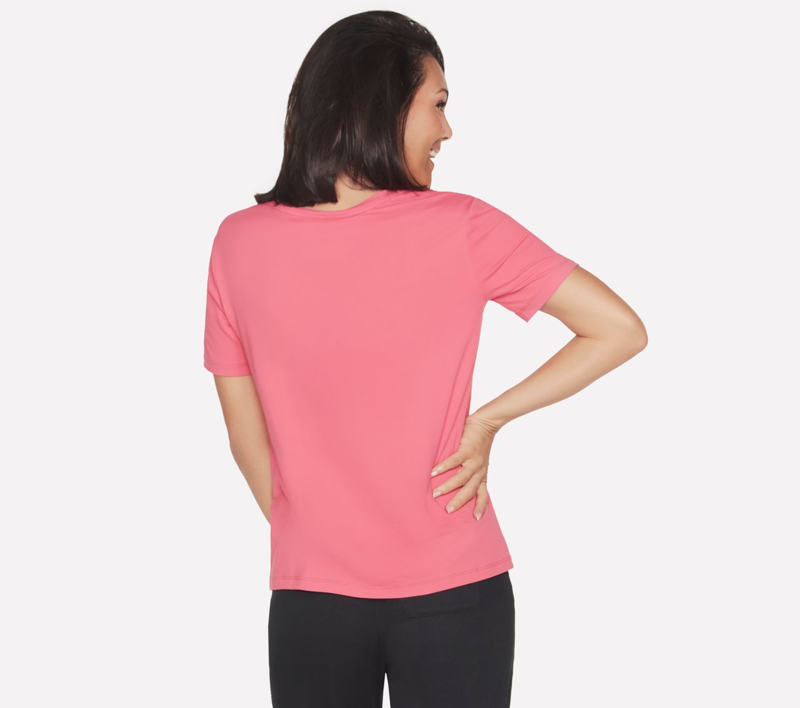 GODRI SERENE V-NECK T-SHIRT, RED/BLUE Apparel Top View