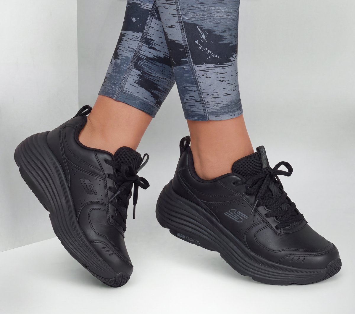 Work Slip-Resistant: Max Cushioning Endeavour - Elesyn — BLACK