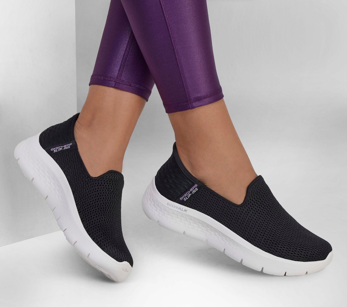 Skechers Slip-ins: GO WALK Flex - Relish — BLACK / WHITE