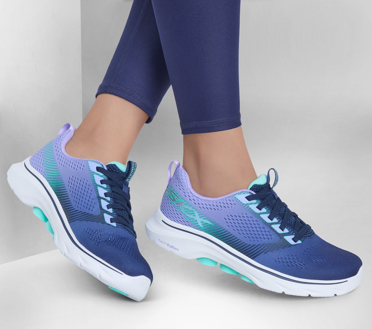 GO WALK 7 - Hailey — NAVY / MULTI