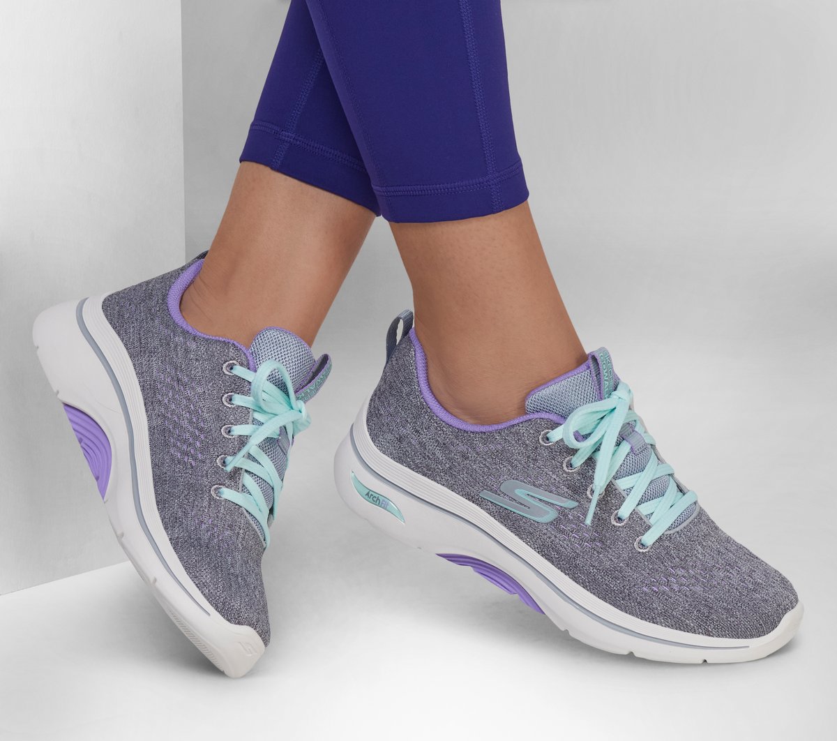 GO WALK Arch Fit 2.0 - Vivid Sunset — GRAY / LAVENDER