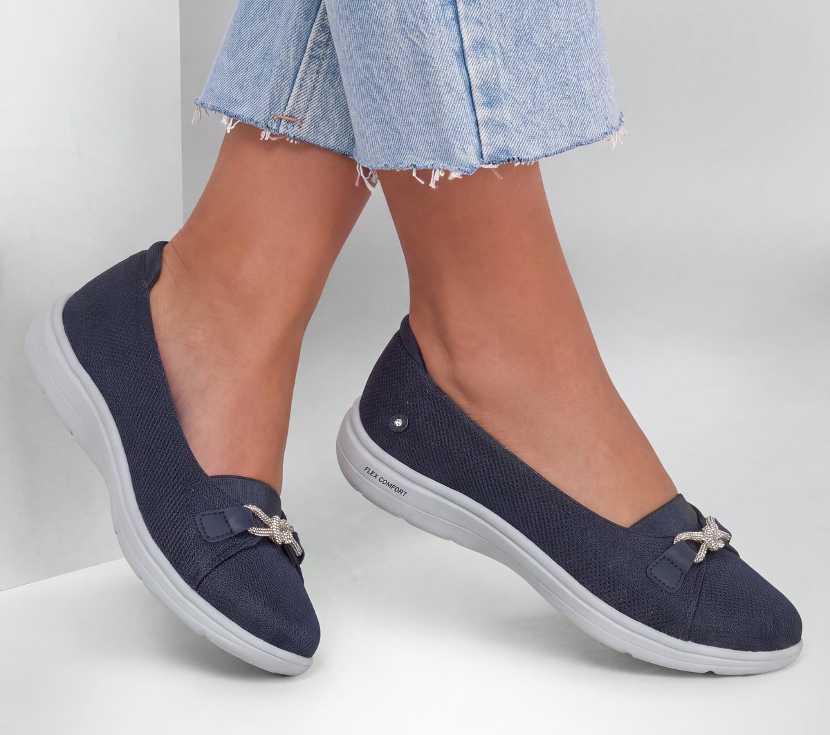 On-The-GO Flex Radiant - Razzle — NAVY