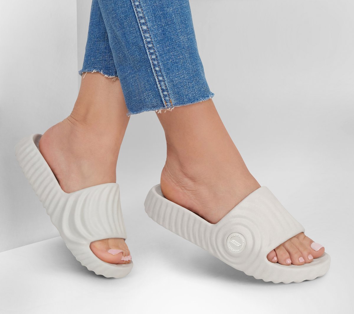 GO FOAM Arch Fit Craze - Kai — NATURAL