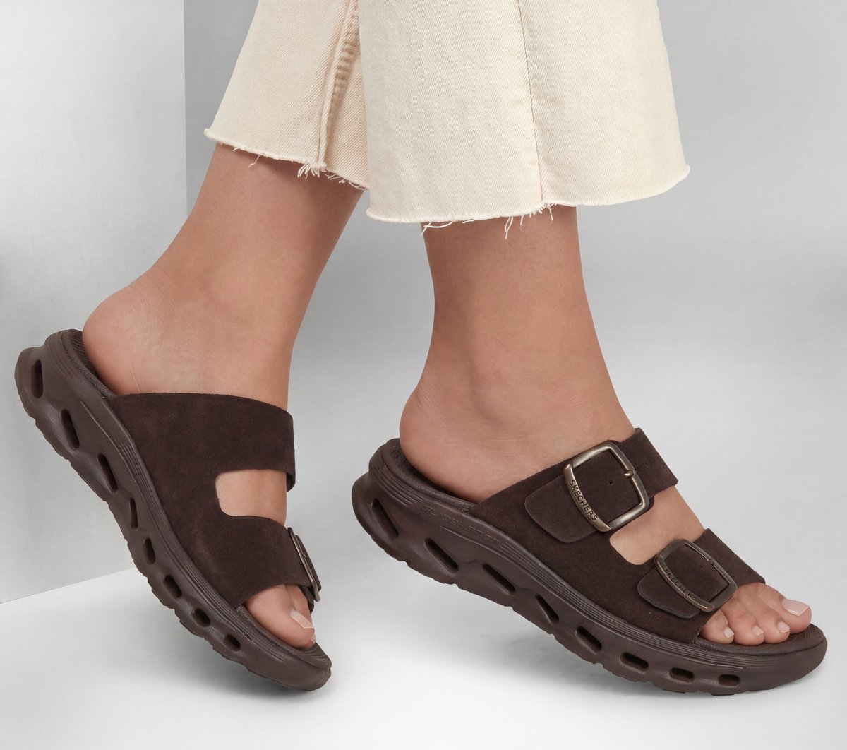 GO WALK Glide-Step 2.0 Sandal - Macy — DARK BROWN