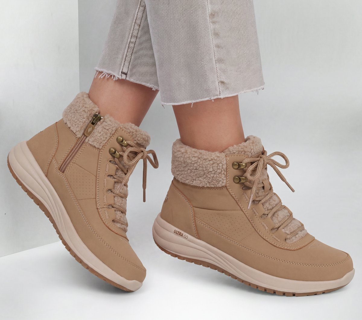 Relaxed Fit Waterproof: On-The-GO Stellar - Meadow — CHESTNUT