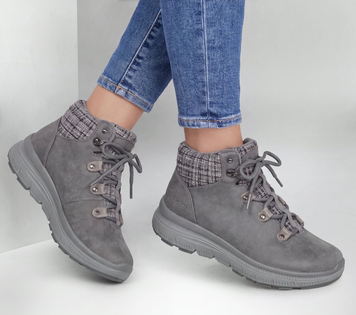 Relaxed Fit: Summits Plus Boot - Fierce Instincts — CHARCOAL