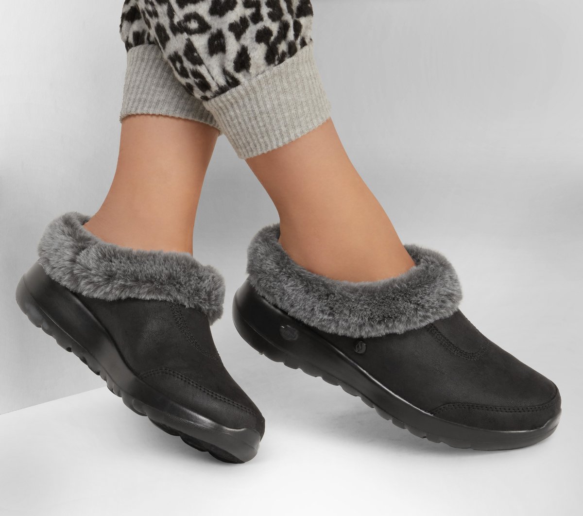 GO LOUNGE: On-The-GO Joy - Gratify — BLACK / GRAY