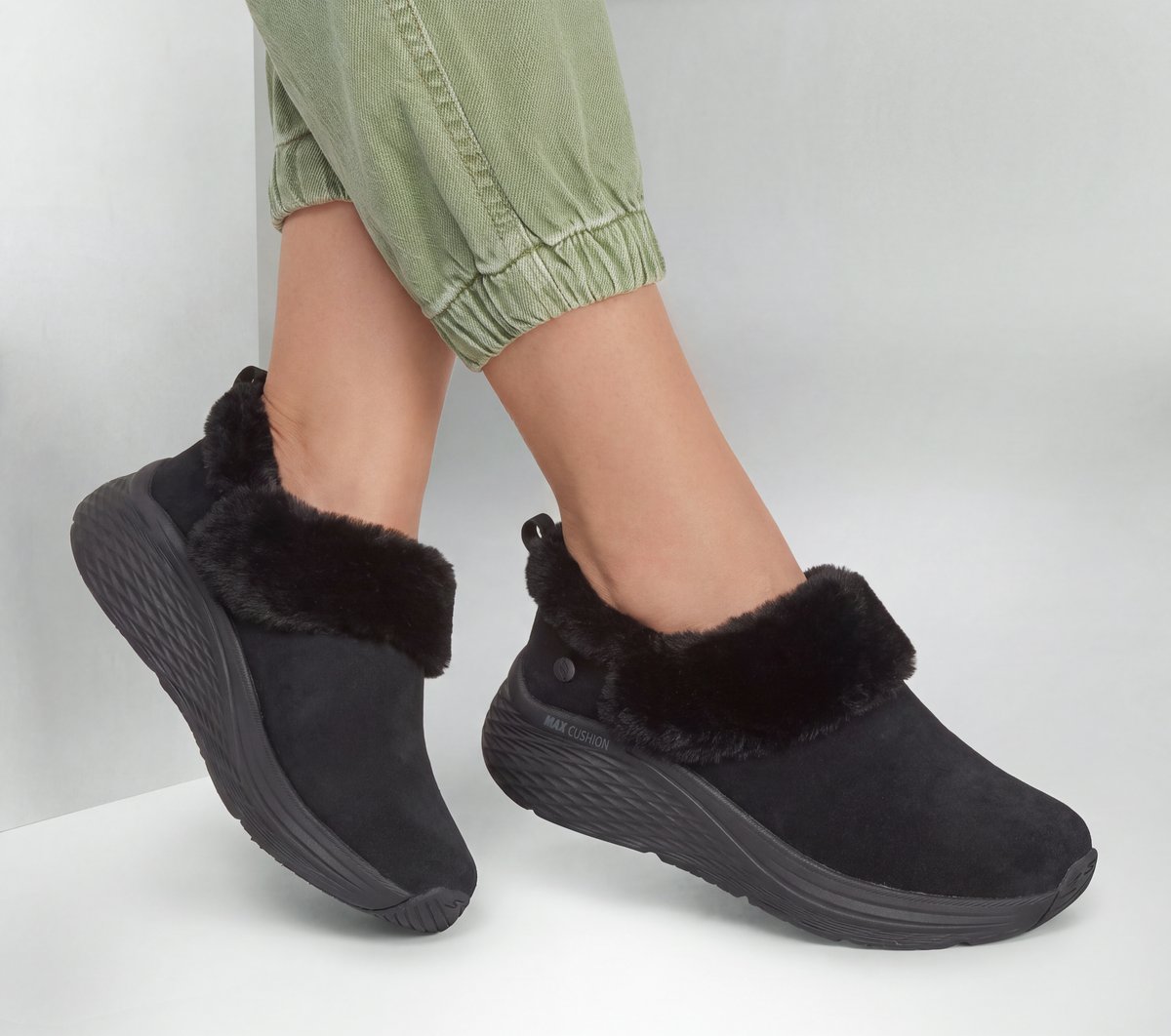 Max Cushioning Elite 2.0 Boot - Snuggle — BLACK