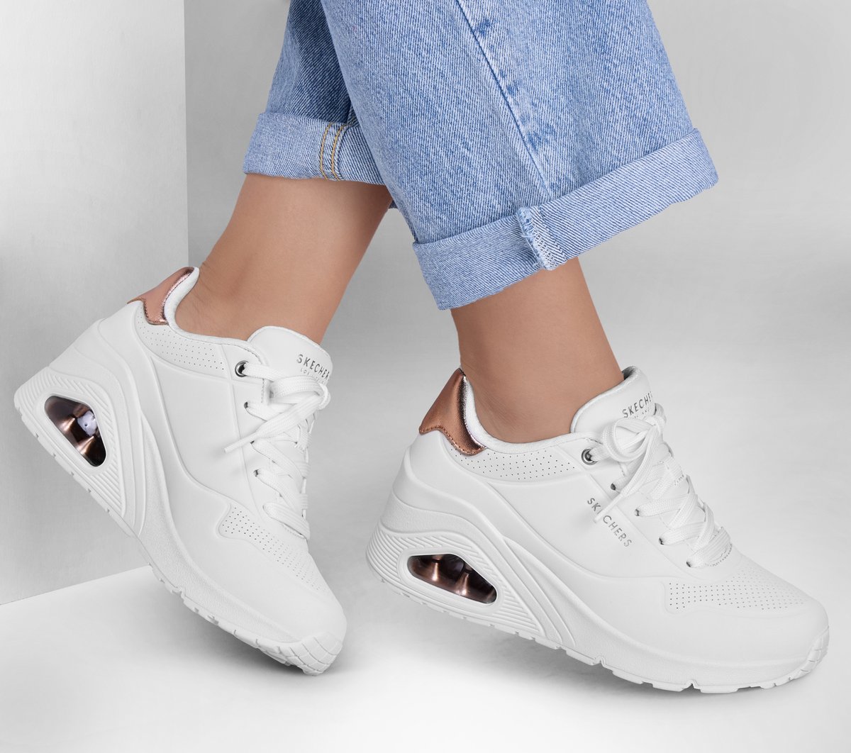 Uno Wedge - HI Steps — WHITE