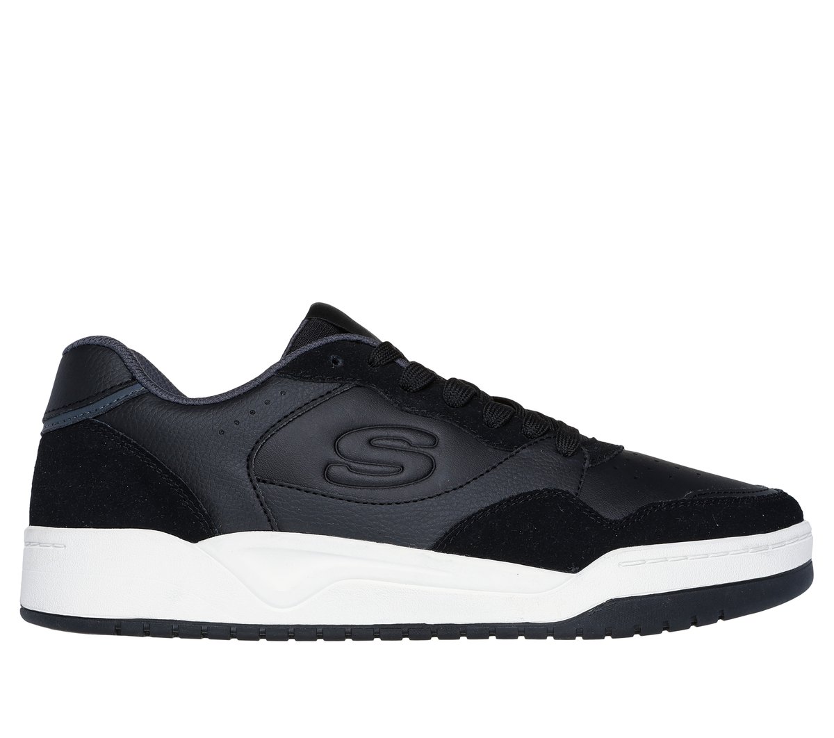Koopa Court - Volley Low Varsity — BLACK