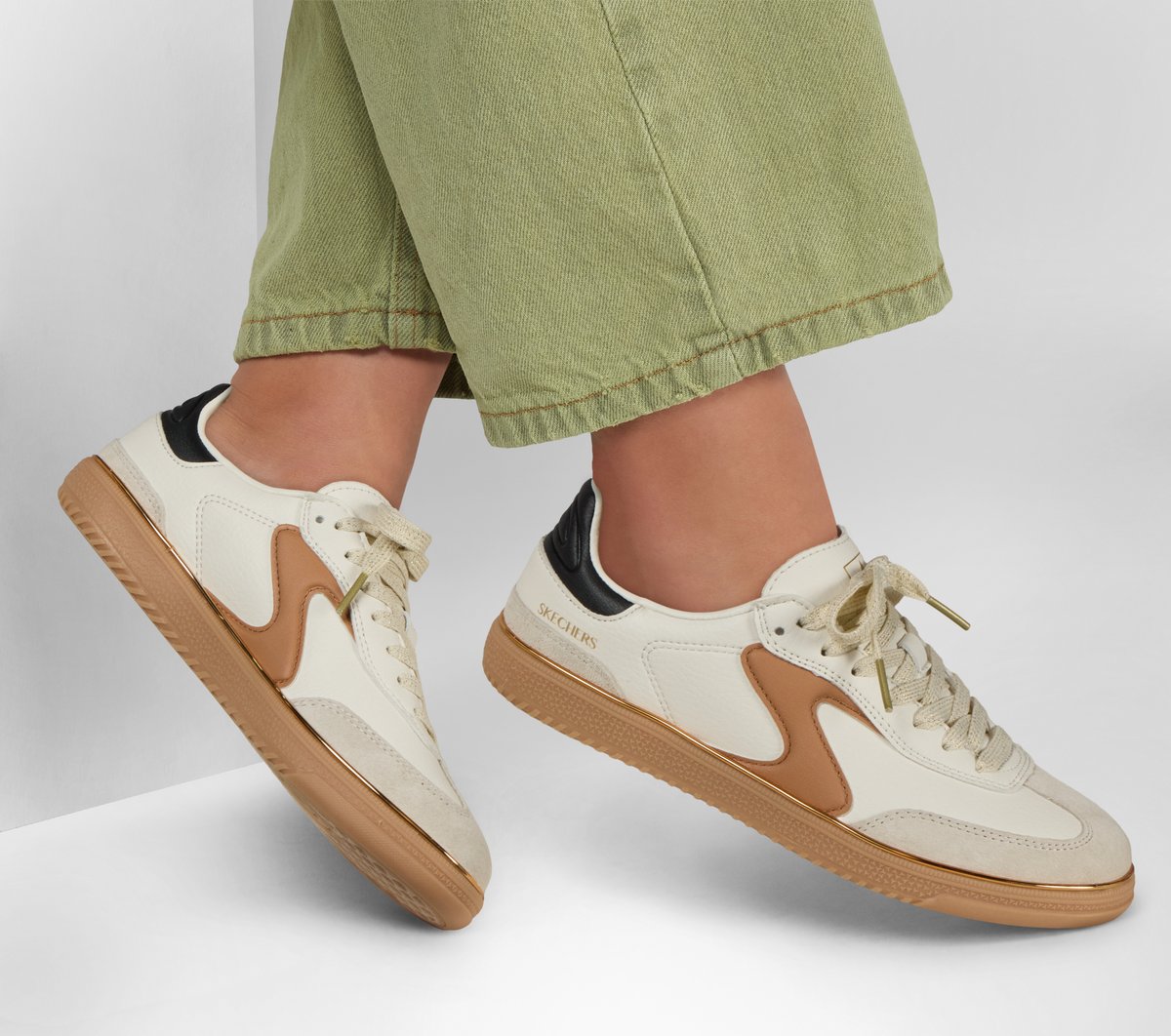 Hotshot - Living Luxe