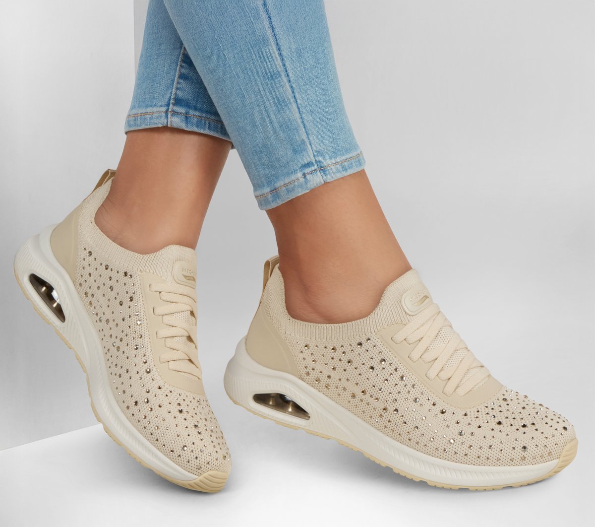 Relaxed Fit: Arch Fit UNO - Starla