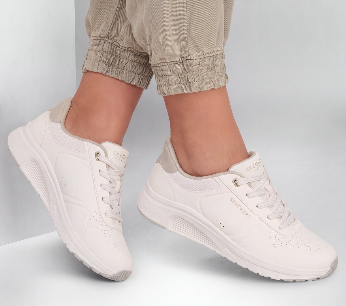 Skechers Slip-ins: UNO Lite 2 - New Arc — OFF WHITE