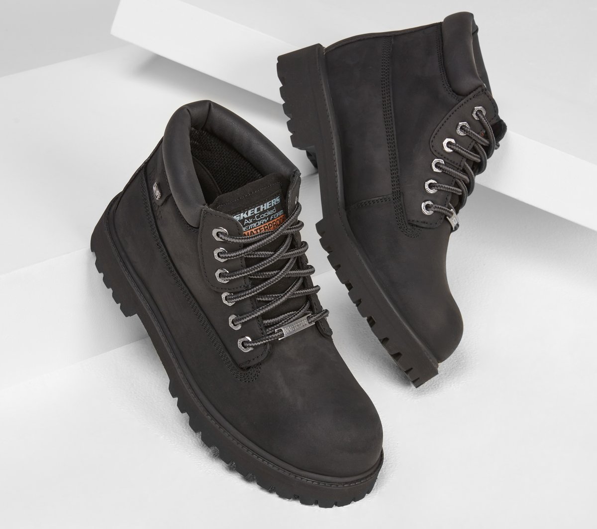 Waterproof: Verdict — BLACK