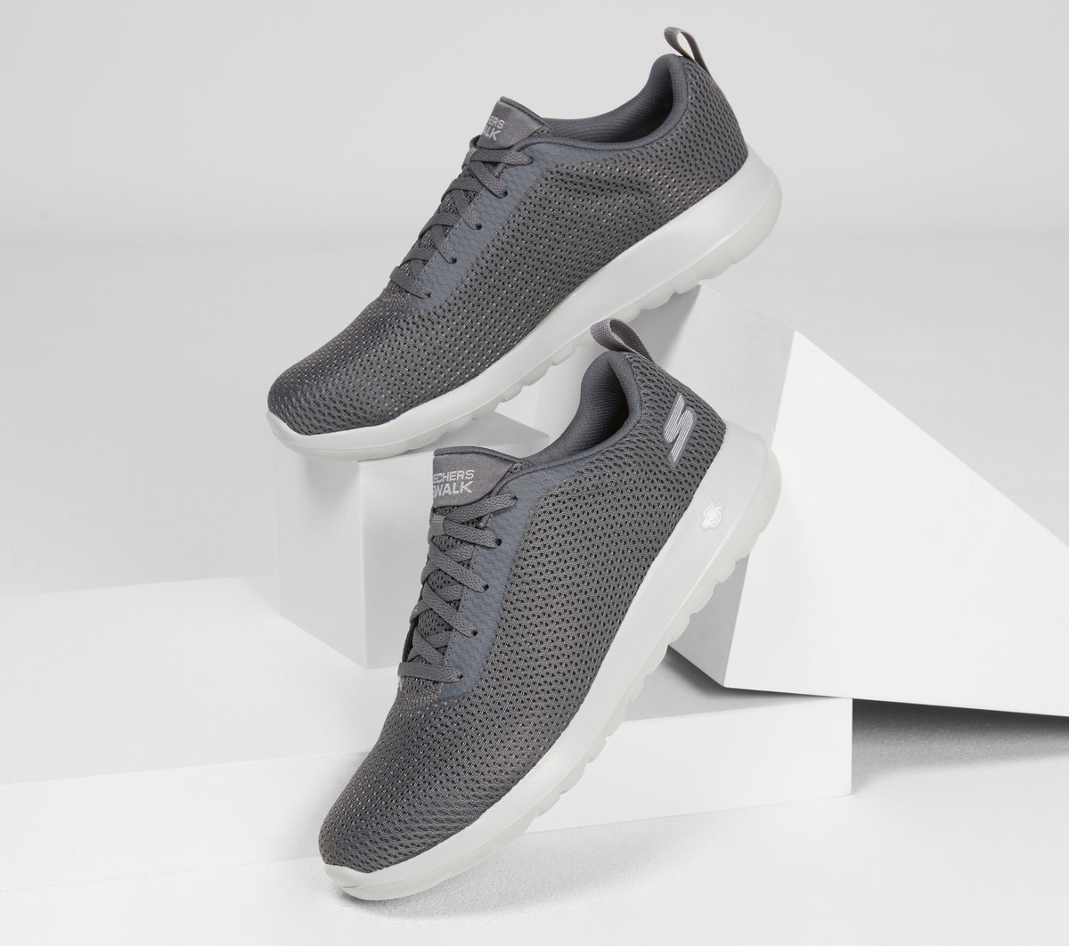 Skechers GOwalk Max - Effort — CHARCOAL