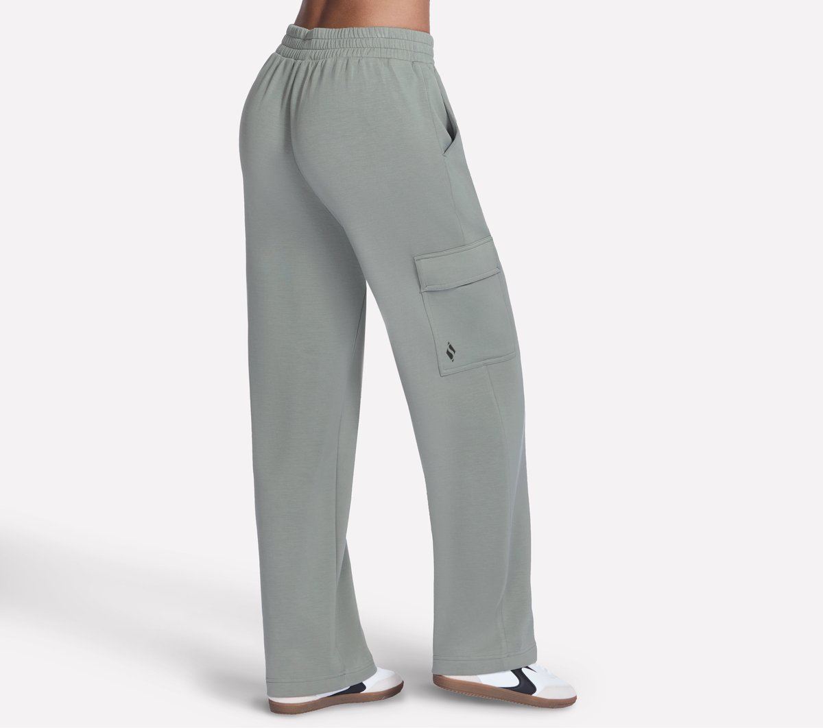 SKECHLUXE Elevate Cargo Jogger