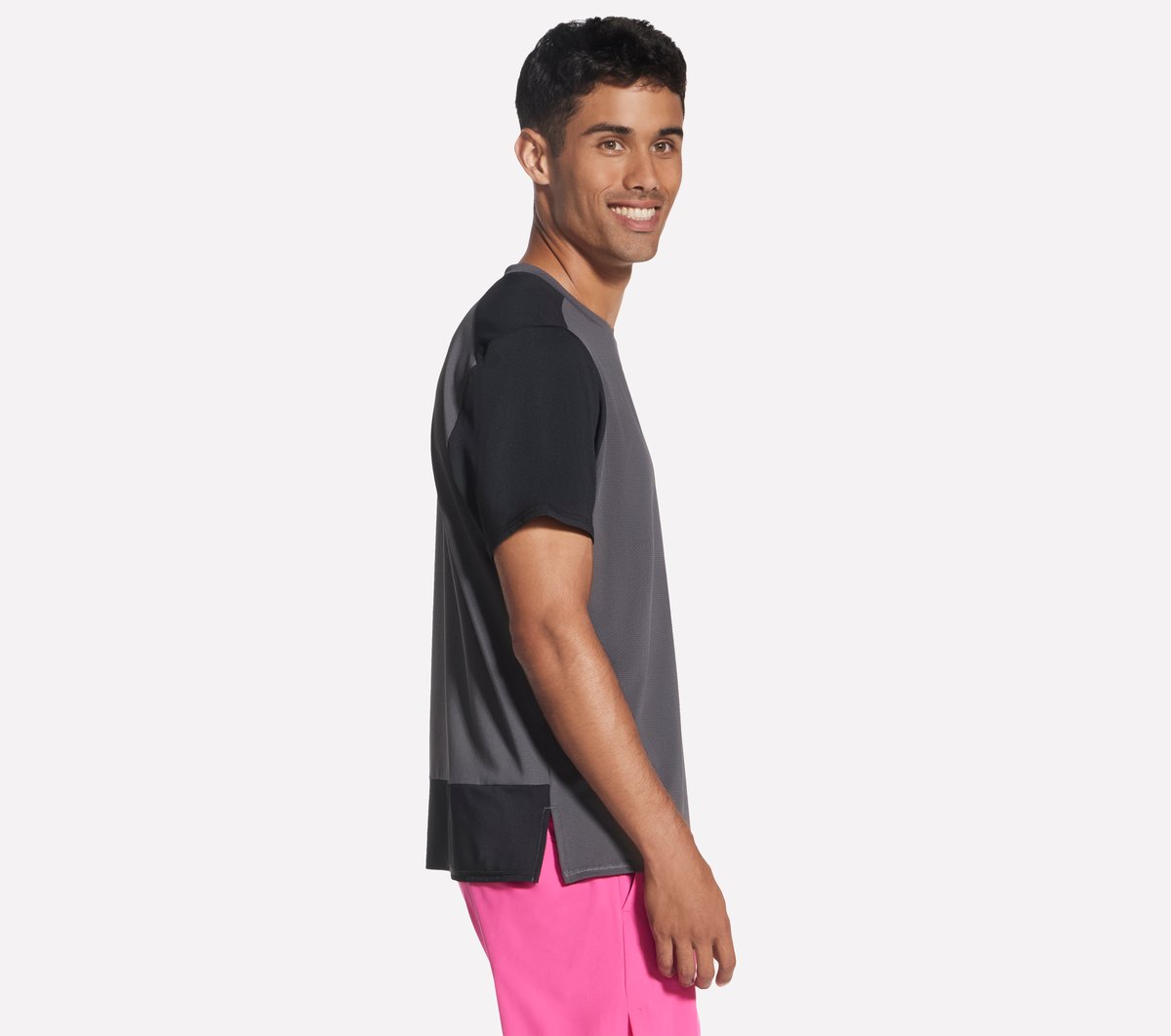 Pace Tee — BLACK / CHARCOAL