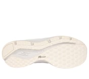 GO RUN CONSISTENT - TRACEUR,  Footwear Bottom View