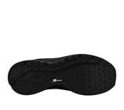 GO RUN CONSISTENT,  Footwear Bottom View
