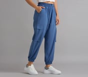 ACTIVE WOVEN JOGGER, WHITE/PERIWINKLE