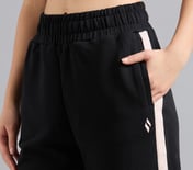 CONTRAST TAPE JOGGER, BLACK Apparel Right View