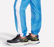 SPEED ELITE TRACK PANT, BLUE/GREEN Apparel Right View