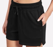 3D PATCH POCKET SHORTS, BLACK