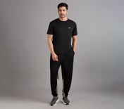 SS PERFORMANCE T-SHIRT, BBBBLACK Apparel Right View