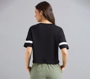 VARSITY PRINT TEE, BLACK