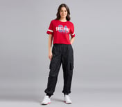 VARSITY PRINT TEE, GRAY/RED Apparel Right View