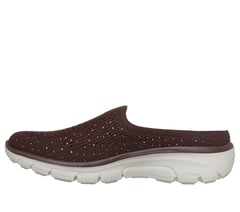 Relaxed Fit: Easy Going - Easy Breeze — CHOCOLATE 6