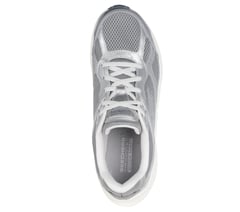 GO RUN Consistent 2.0 - Volt — GRAY / SILVER 2