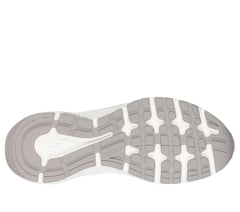GO RUN Consistent 2.0 - Volt — OFF WHITE 3
