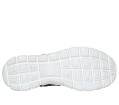 Track - New Staple — BLACK / WHITE 3