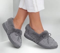 Relaxed Fit: Cozy Campfire - Campglow — CHARCOAL 2