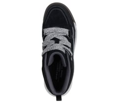 Relaxed Fit: Yana - Collins Landing — BLACK 2