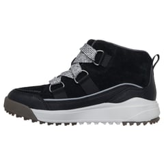 Relaxed Fit: Yana - Collins Landing — BLACK 5