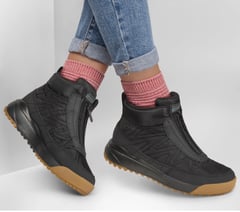 Relaxed Fit: Yana - Point Judith — BLACK 2