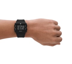 Larson Watch — BLACK 5