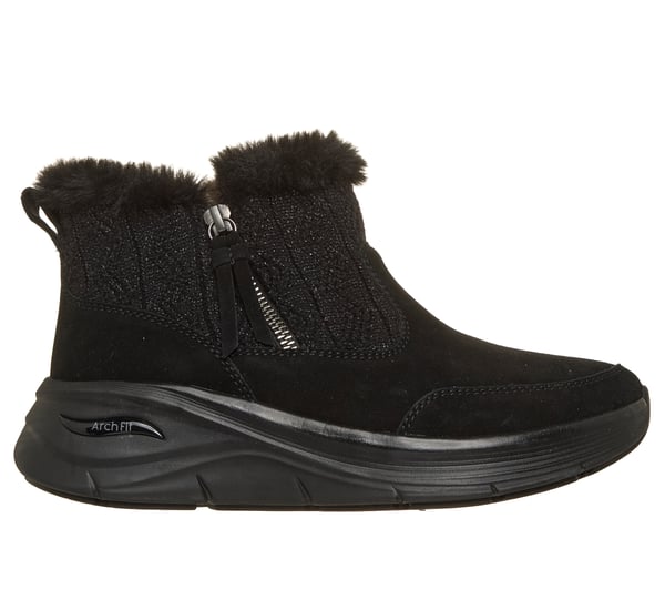 Relaxed Fit: Arch Fit 3.0 Boot - Winter Dream — BLACK