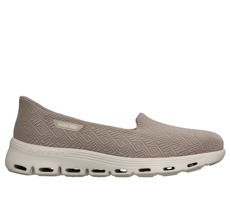 SKECHERS SLIP-INS GLIDE-STEP 24cmのサイズ感 image;width=auto
