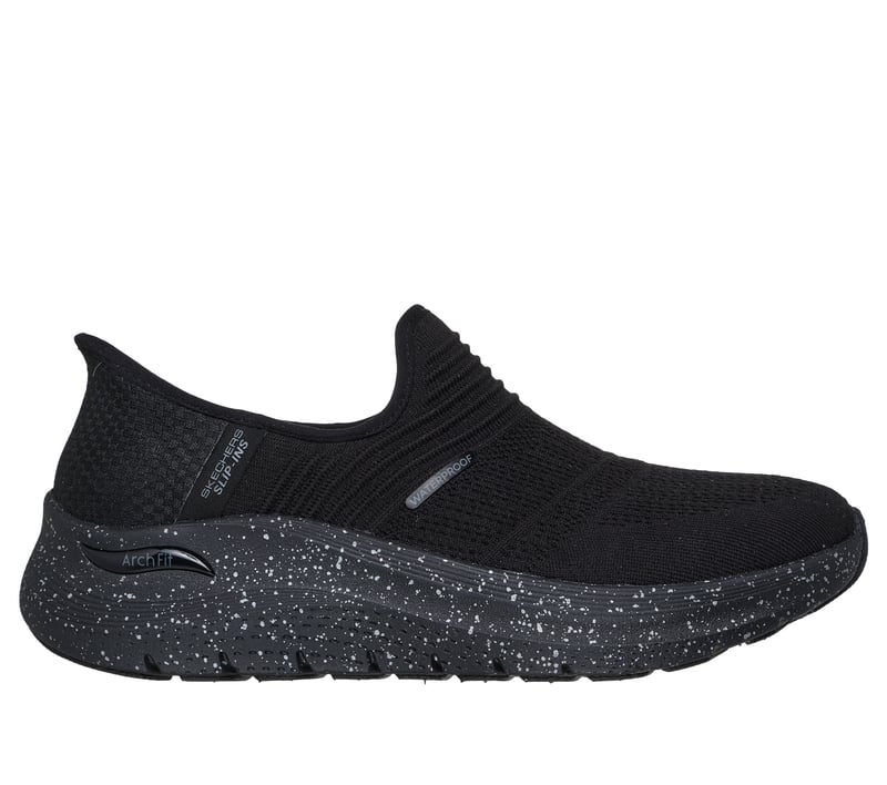 スケッチャーズ スリップインズ ウォータープルーフ：アーチフィット