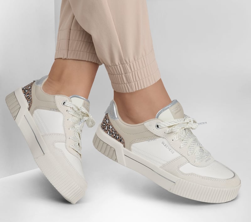 Jade - Lustrous Luxury | SKECHERS ES