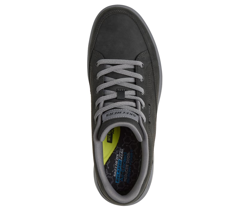 Relaxed Fit: Sterling - Cedrick