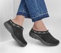 Relaxed Fit: Easy Going - Seasonal Grace, BLACK, full image number 1