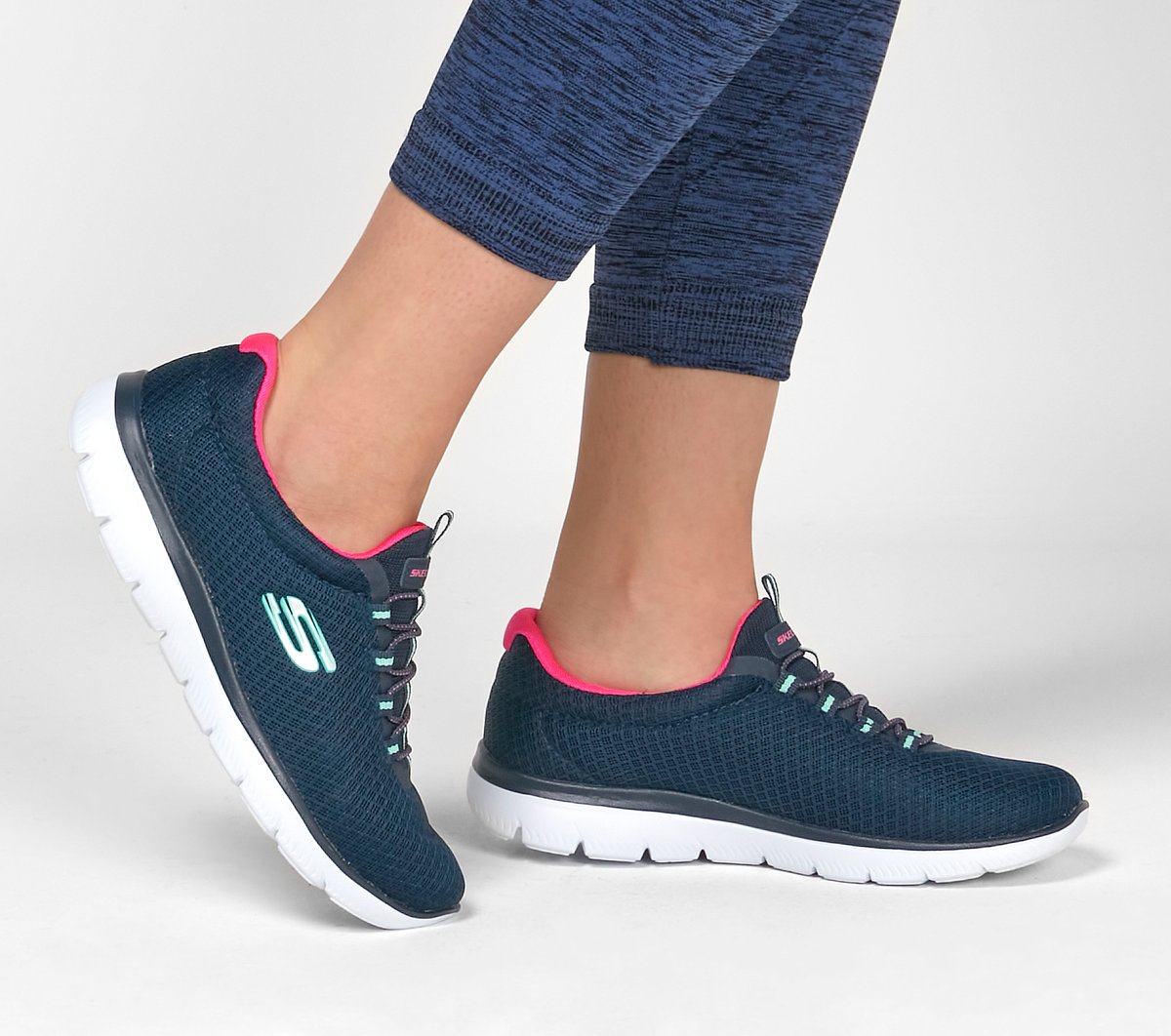 Summits — NAVY / HOT PINK