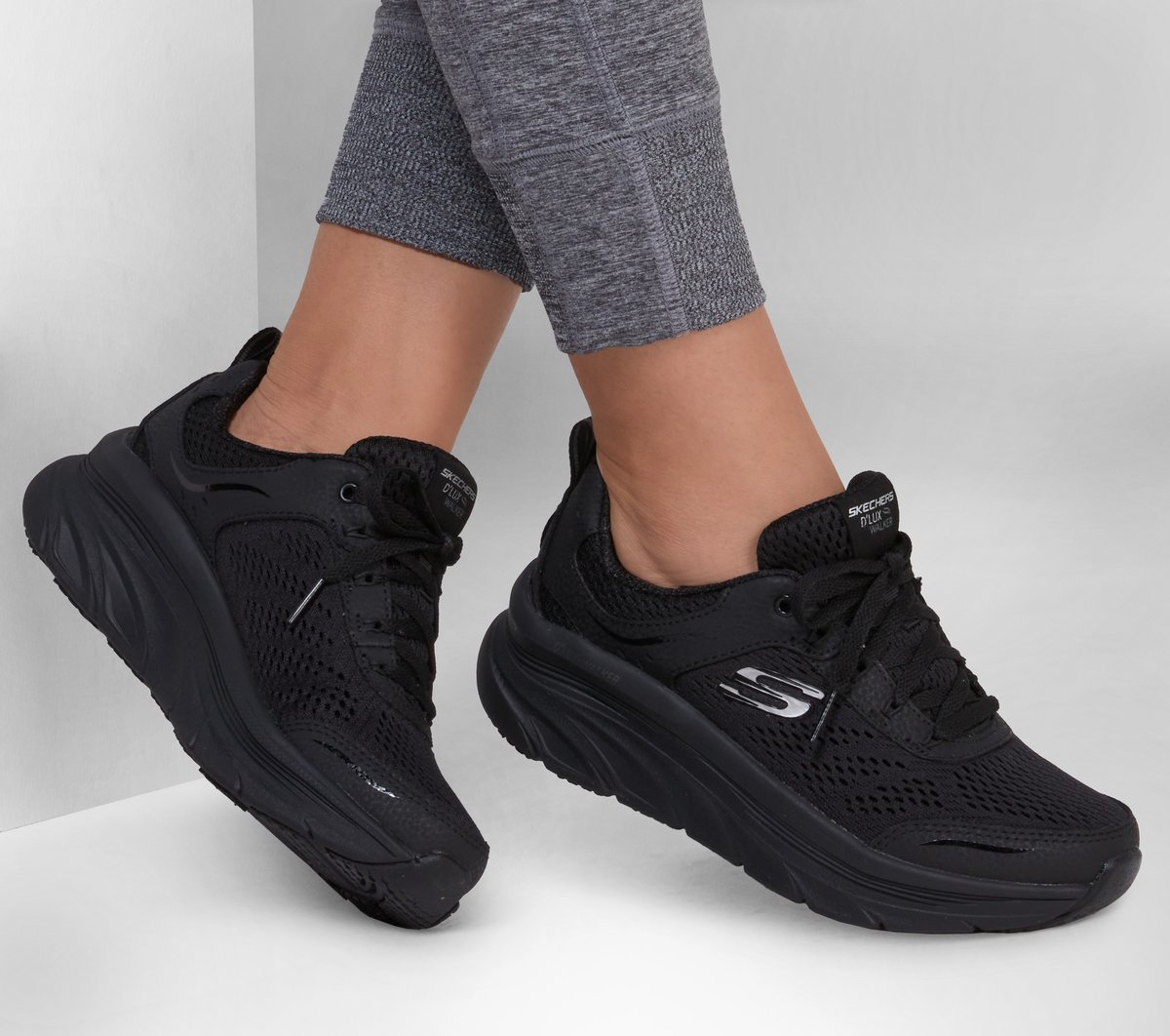 Relaxed Fit: D'Lux Walker Infinite Motion SKECHERS ES
