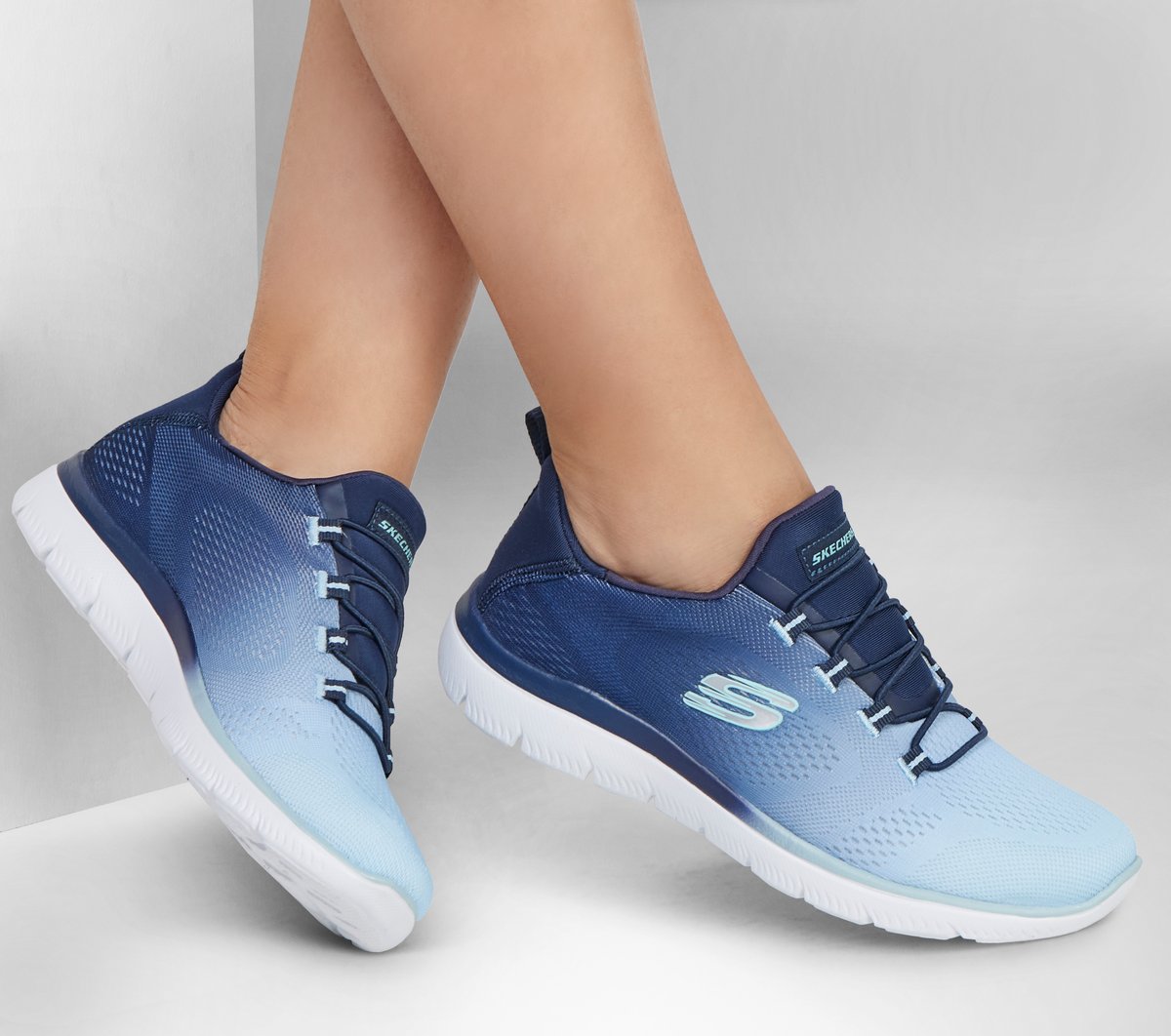 Summits - Bright Charmer — NAVY