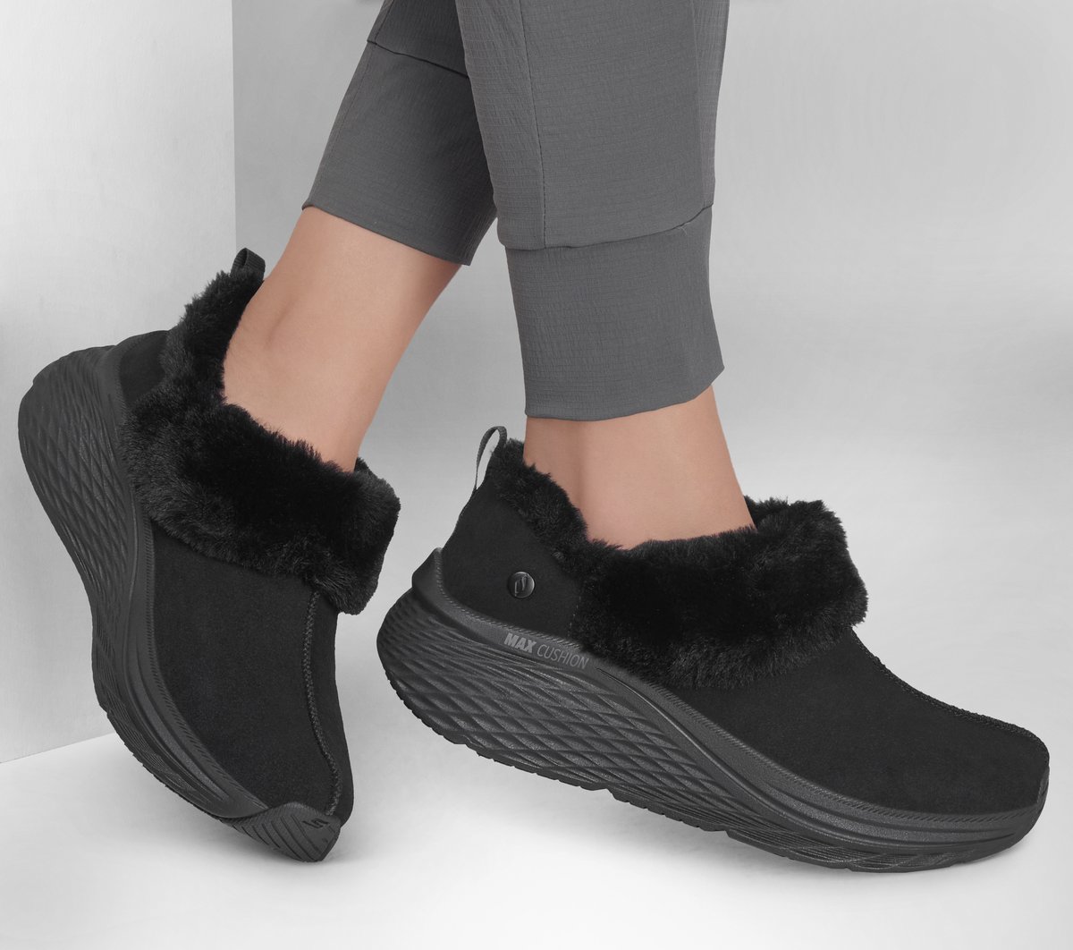 Skechers Pantoufles On The Go Max Cushioning Elite 2.0 Snowy Summit pour femme - vue 7