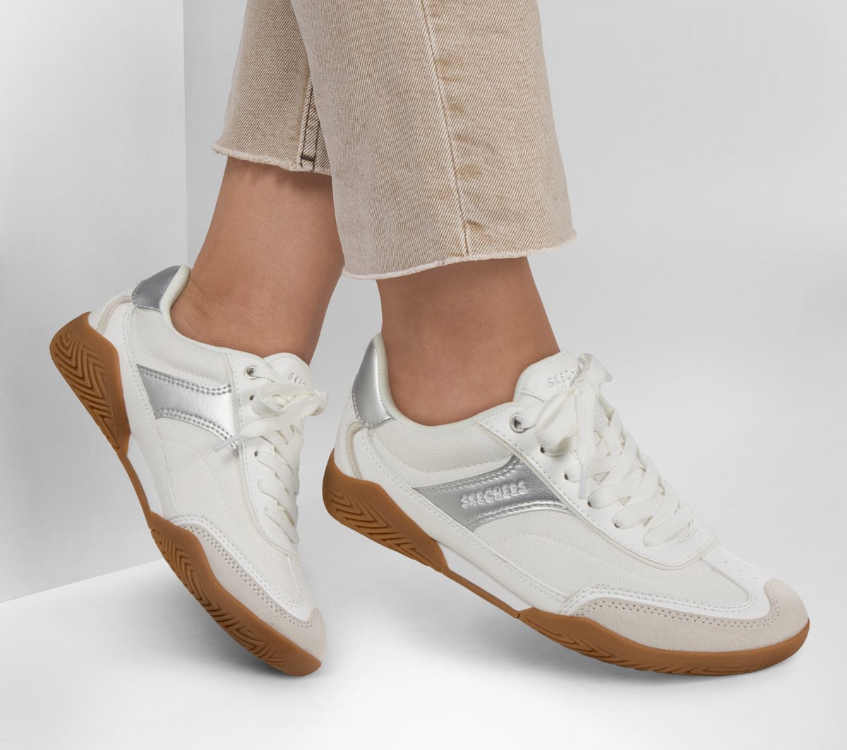 Zinger Evo - World Striker — WHITE / SILVER